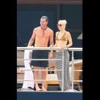 5c8b3560250000e203ca4e8a