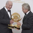 5c8b7795360000a61b6d2870