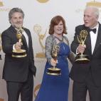 Michael Polaire, Gregory Jacobs, Susan Ekins y Jerry Weintraub, con Michael Douglas, premiados por la cinta sobre el pianista Liberace.