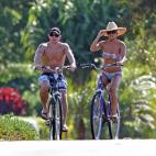 5c8b3568250000e203ca4e9c