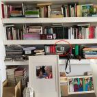 Ese ya es una producto vintage. Es el logo de Telecinco entre 1997 y 2001. Si no tiene 20 a&ntilde;os, est&aacute; cerca...