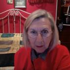 Parece Carlos Baute, pero no lo es. Es la propia Rosa D&iacute;ez. La pol&iacute;tica tiene colgada en la habitaci&oacute;n una imagen de sus tiempos socialistas. Es la foto que se hizo para las elecciones europeas de 1999. Fan de s&iacute; mism...