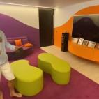 Aunque más bien parece el plató del Club Megatrix.