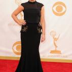 5c8b77a5250000e203cabec5