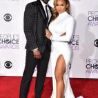 5c8b66de360000c81a6cfe97