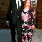 5c8a7593240000f404a31b39