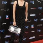 5c8b7fa62500000704cad2be