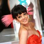 5c8b6bc93b000072066d8b3e