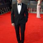 5c8b6bcf360000ba1a6d0a2b