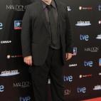 5c8b7fb0230000d50424e3a9