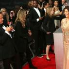 5c8b6bd2230000dd0424b039