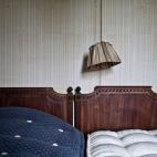 5c8ae668360000c81a6c411a