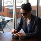 5c8b8012360000c81a6d3e15