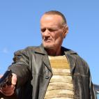 5c8b8028360000c81a6d3e41