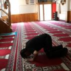 Interior de la mezquita de Ripoll (Girona) donde trabaj&oacute; como im&aacute;n Abdelbaki Es Satty, cerebro de la trama.