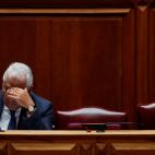 Solo en el Parlamento, angustiado por la aprobación del presupuesto de 2019