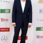 5c8aa598250000580681776e