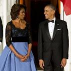 5c8ab650360000c81a6bece2