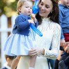 5c8b7472250000e203cab5c0