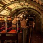 Arthur Guinness es uno de los nombres propios que más se asocian a la cerveza negra. Fue este irlandés quien en 1759 fundó la Fábrica Guinness, de donde cada año salen 20 millones de barriles de cerveza a 150 países. Guinness arrendó las...