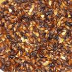 El tueste de la cebada es lo que da a la cerveza su característica tonalidad (rubí, según los expertos), aunque en Dublín se bromea diciendo que la cerveza es negra por el agua del río Liffey.