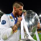 5c8a3cd32400006b054b9973