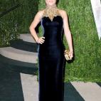 Claro, la bella Salma Hayek, aquí en la fiesta de Vanity Fair.