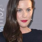 5c8b7aed360000a61b6d3028