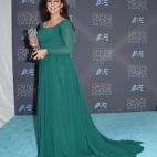 5c8b7afb240000f404a4d31c