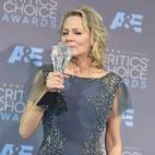 5c8b7b00250000e203cac687