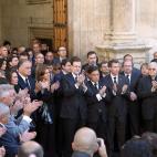 El presidente del Gobierno, Mariano Rajoy, junto a la secretaria general del PP, María Dolores de Cospedal, y otras autoridades en el Palacio de los Guzmanes (León).