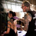 5c8adaa32300005400e74ad8