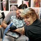 5c8adaa6360000e01c6c3012