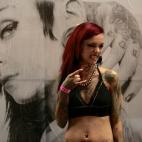 5c8adaab2500000d04c9c389