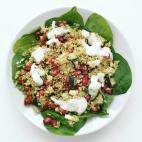 Tambi&eacute;n lleva queso feto, tomates deshidratados y pepino. Puedes seguir los pasos de esta receta en Cookpad.