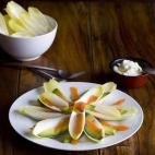 La salsa se hace con aceita de oliva, mostaza, crema agria y pimienta negra. &iquest;Tienes ganas de probarla? Sigue estos pasos para completar la receta.