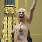 5c8aebfa2400000a05a3e7bf