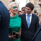 5c8aec01230000d50423ec9b