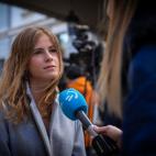 5fd266d2240000270940b8c0