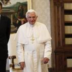 5c8a5238260000ea04fe33f5