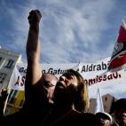 5c8b2bb82300002f00e7bf78