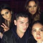 5c8a719c360000c81a6b7beb