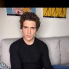 Apareci&oacute; con este volumen en La Resistencia ﻿el 30 de marzo. &iquest;Qu&eacute; esconder&aacute; bajo esos rizos?