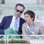 5c8accd82400000a05a3b618