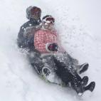 5c8b1ce9250000e203ca1230