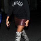 Rihanna fue tildada de "monstruo" por una sociedad protectora de animales en 2012 cuando paseó con una botas de piel de serpiente. "Rihanna no se puede hacer una idea de cómo se ha dado muerte a serpientes para después transformarlas en moda....