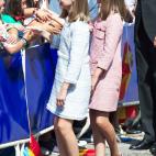 En 2018 Leonor y Sof&iacute;a protagonizaban su primera visita oficial a Asturias para asistir al centenario de la coronaci&oacute;n de la Virgen de Covadonga. En esta ocasi&oacute;n era Leonor la que llevaba el vestido azul