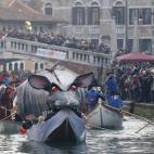 5c8b82f82000009d0370f265