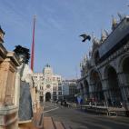 5c8b82fd2500001304cadacd