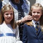 La primera comuni&oacute;n de Leonor fue un d&iacute;a especial para las dos.